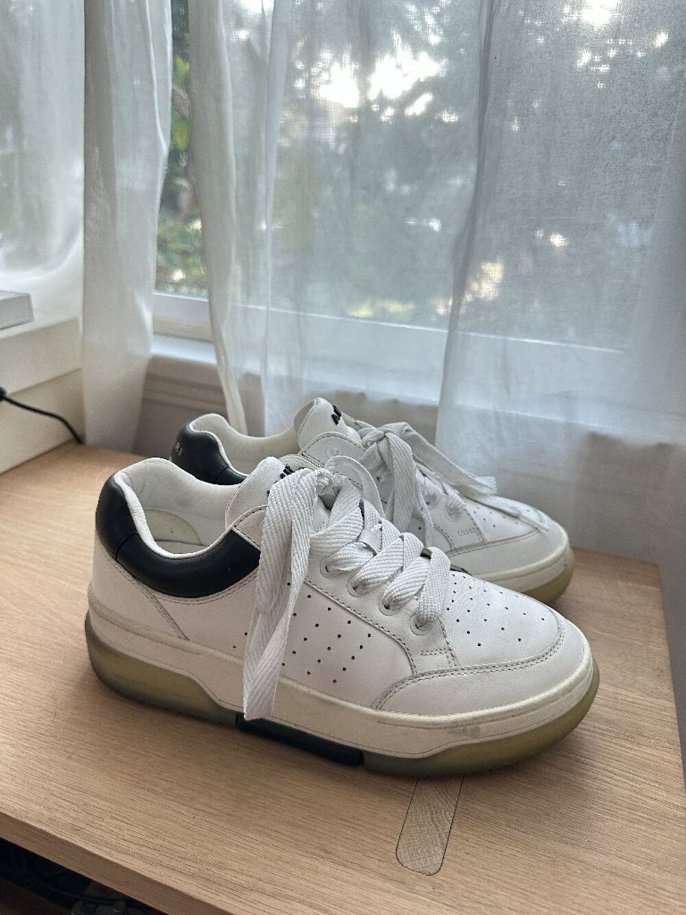 AMIRI Stadium Low Top Sneakers White Black EUR 40 US 7